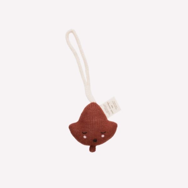 HOCHET D EVEIL FEUILLE SIENNE A SUSPENDR